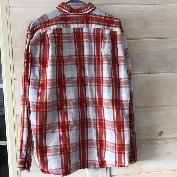 Eddie Bauer Classic Fit Button Down‎ Shirt - Picture 7 of 9